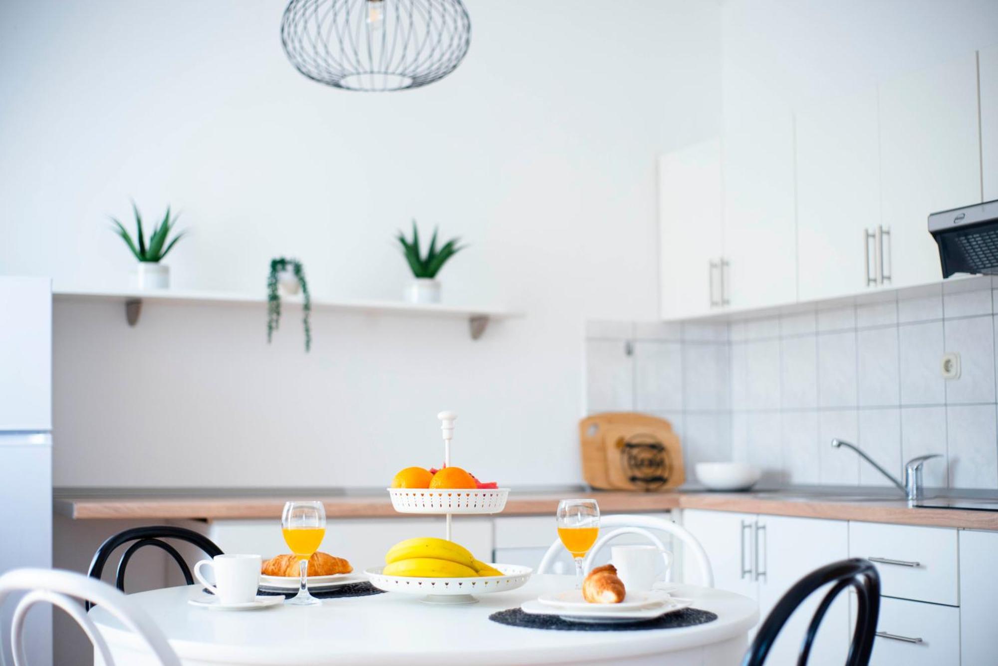 Apartman Karla Sinj Εξωτερικό φωτογραφία