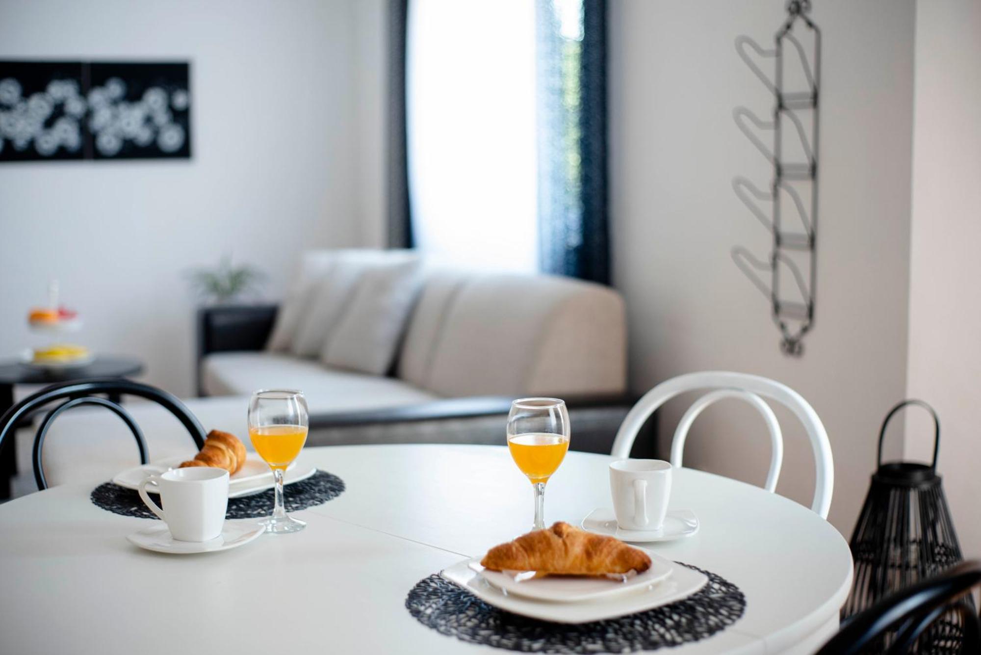 Apartman Karla Sinj Εξωτερικό φωτογραφία